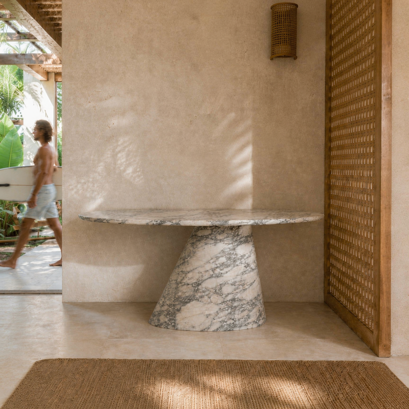 Consola Itaúna em ambiente / Itaúna Console Table in situ, Olivah
